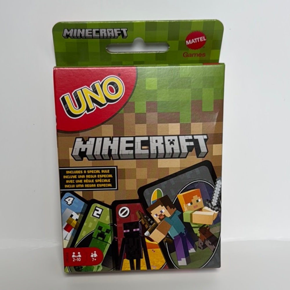 Mattel Minecraft UNO Card Game - Green and Red
